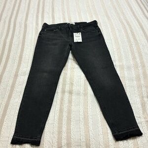 NWT Zara mid waist skinny jeans in washed black